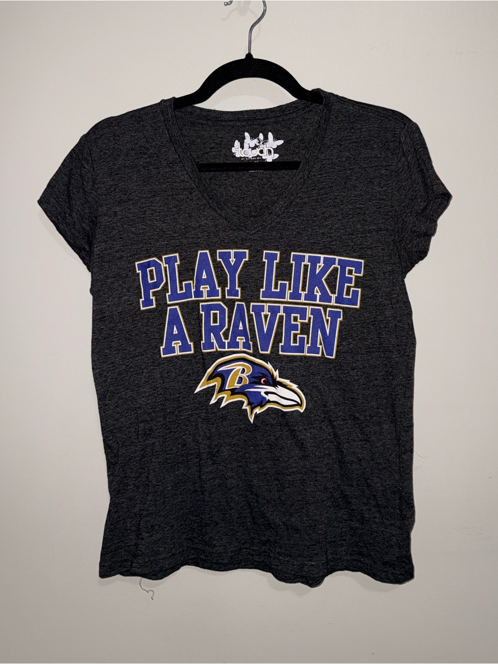 Heather get women’s  Play Like a Raven' Graphic Tee Baltimore ravens